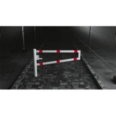 Swiveling gates