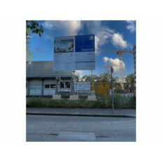 Mounting device# for various advertising board sizes